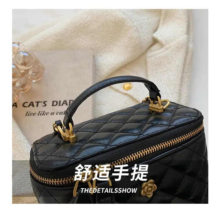 White Quilted Chain Crossbody Bag for Women — feature 6
