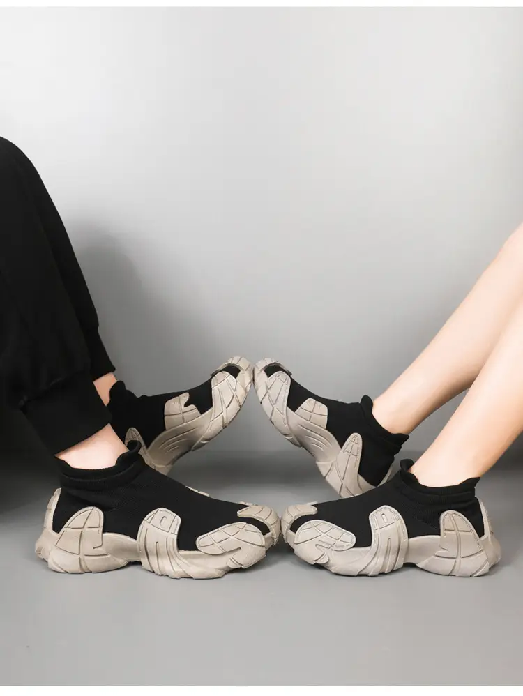 2025 Spring New Parent-Child Shoes Fashionable Versatile Couple Sports Casual Shoes Women's Flyknit Breathable Soft Sole Sock Shoes — feature 11