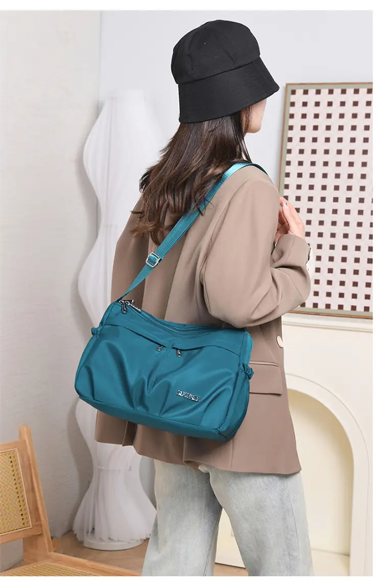 2025 New Nylon Crossbody Bag Women's All-match Casual Multi-layer Small Bag Portable Shoulder Bag — feature 22
