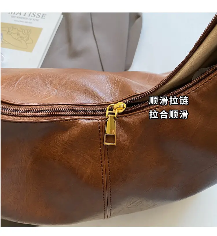 Brown Leather Large Capacity Women's Tote Bag — feature 3