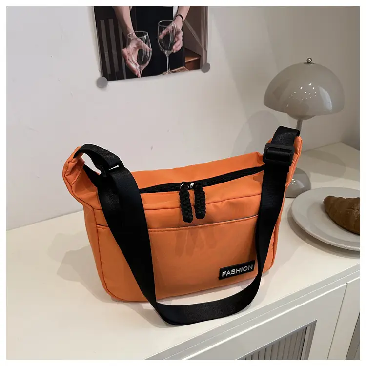 Orange Korean Style Large Capacity Women's Shoulder Bag — feature 10
