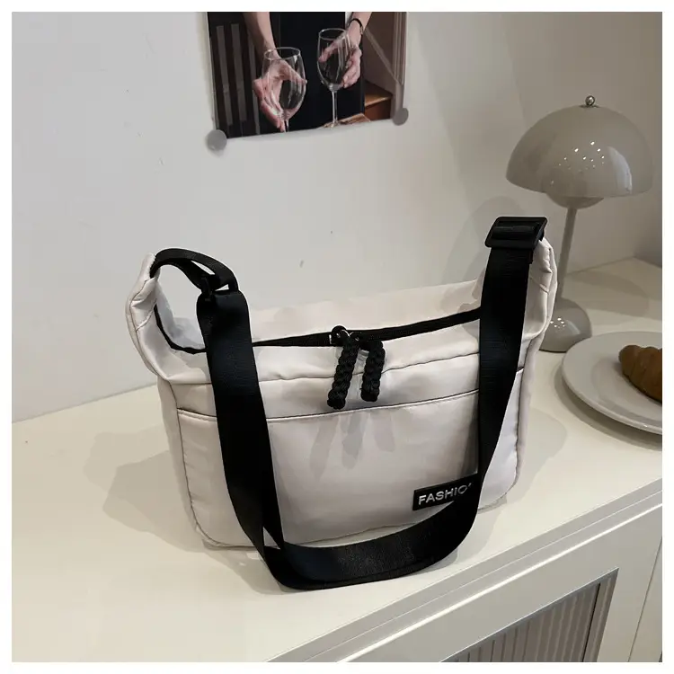 Orange Korean Style Large Capacity Women's Shoulder Bag — feature 12