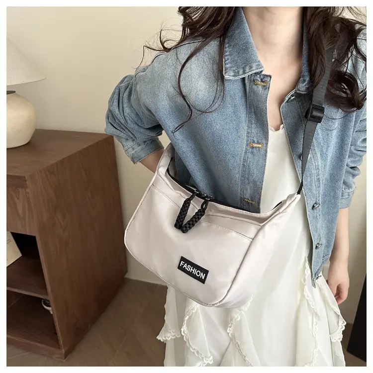 Orange Korean Style Large Capacity Women's Shoulder Bag — feature 14