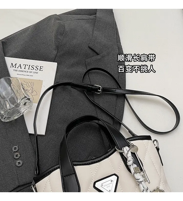 Women's Rhomboid Bag Beige Black Crossbody Shoulder 2025 — feature 4