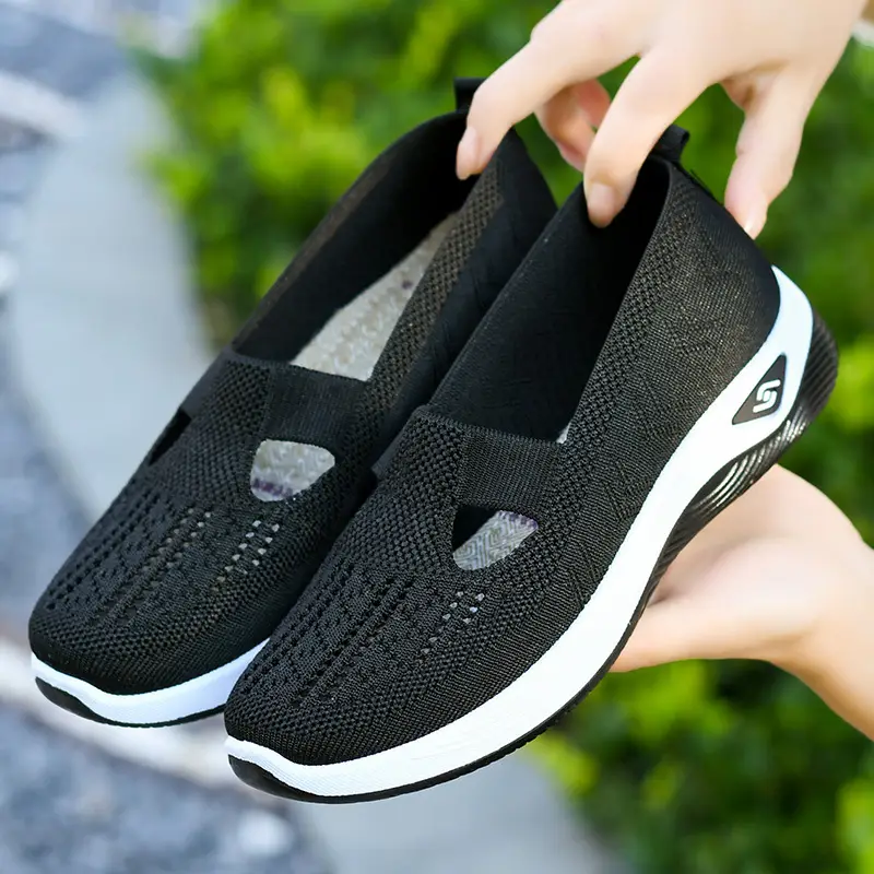Cross-border generation hair plus size women's shoes breathable comfortable shoes wholesale middle-aged and elderly mother shoes casual mesh shoes children - Image 5
