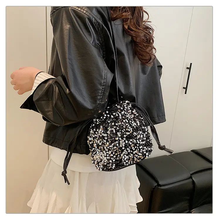 Sequined Crossbody Bag for Women 2025 — feature 13