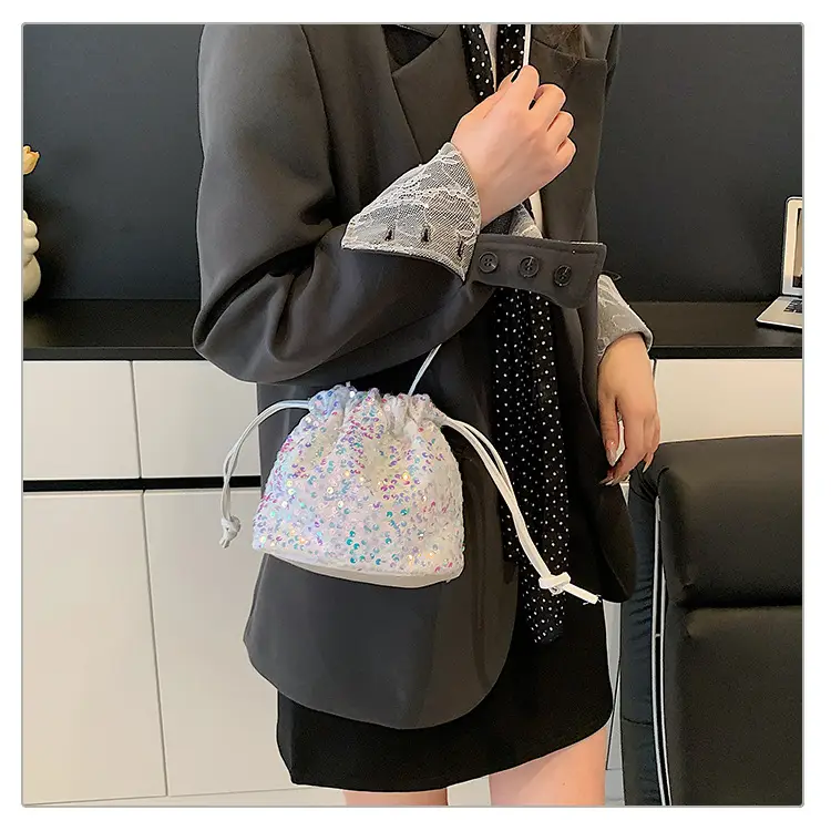 Sequined Crossbody Bag for Women 2025 — feature 17