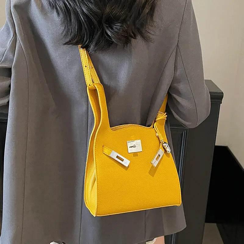 Stylish White Korean Style Shoulder Bag for Women - Image 9