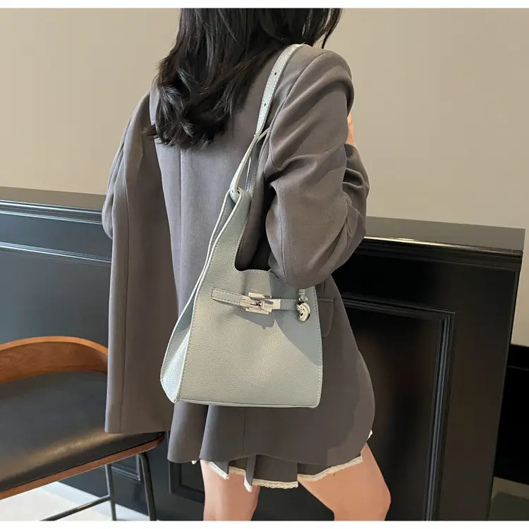 Stylish White Korean Style Shoulder Bag for Women — feature 16