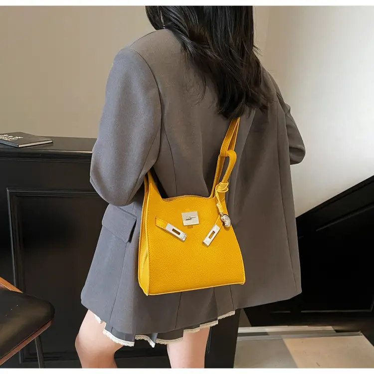 Stylish White Korean Style Shoulder Bag for Women — feature 26