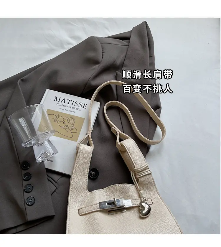 Stylish White Korean Style Shoulder Bag for Women — feature 3