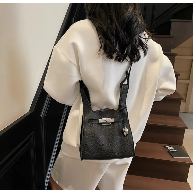 Stylish White Korean Style Shoulder Bag for Women — feature 36