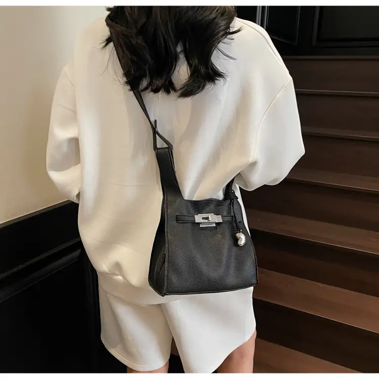 Stylish White Korean Style Shoulder Bag for Women — feature 38
