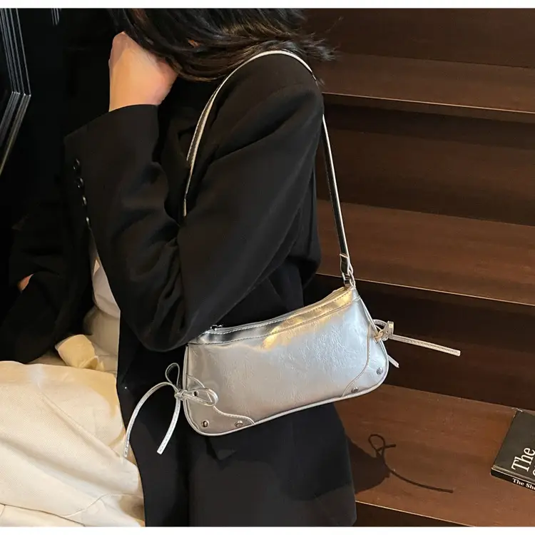 Red Crossbody Bag for Women 2025 Trendy Shoulder Bag — feature 9