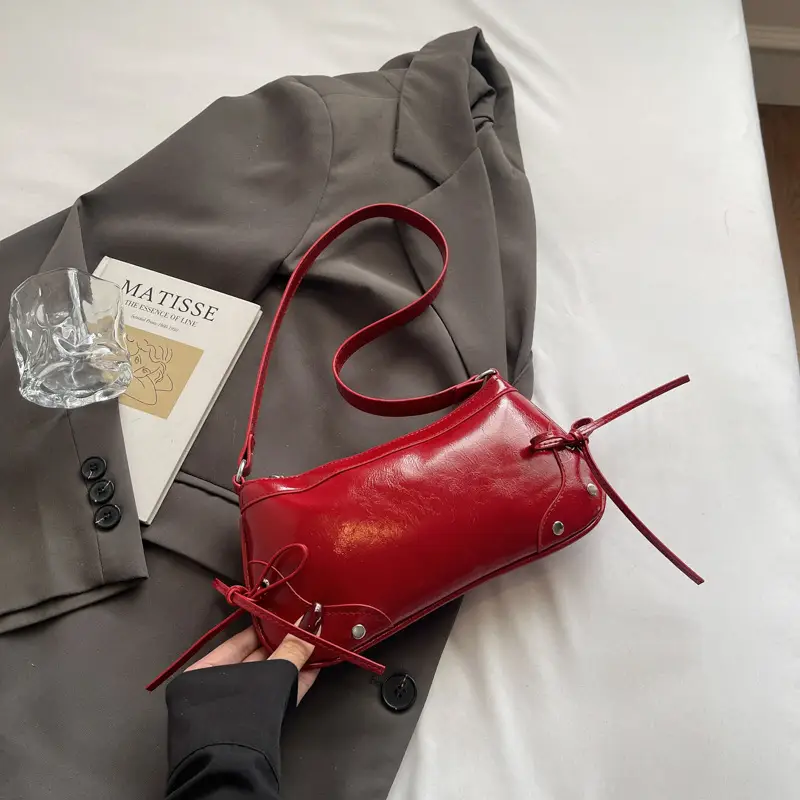 Red Crossbody Bag for Women 2025 Trendy Shoulder Bag - Image 2
