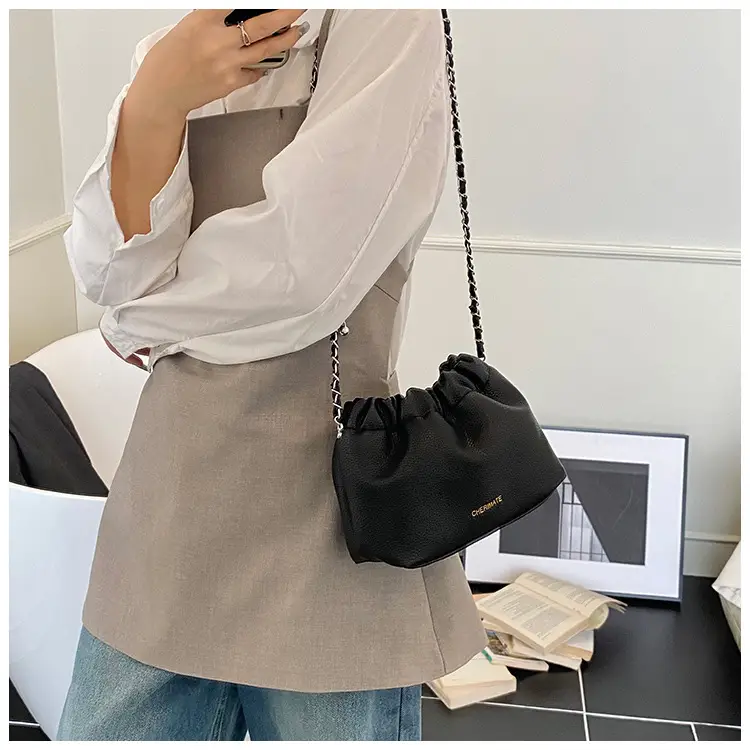 Women's Creamy Cloud Chain Shoulder Bag with Drawstring Closure — feature 27
