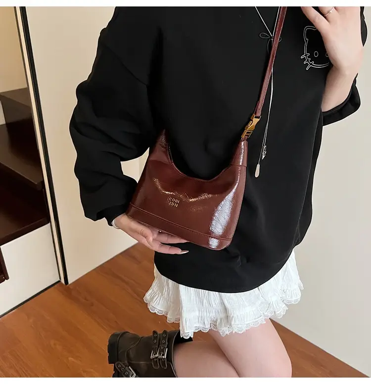Women Retro Shoulder Bag Brown Gold Zipper Commuter Crossbody — feature 22