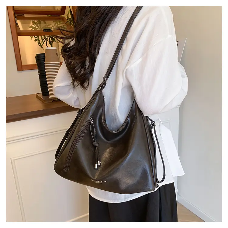 2026 Cross-Border Leather Shoulder Bag Large Capacity — feature 15