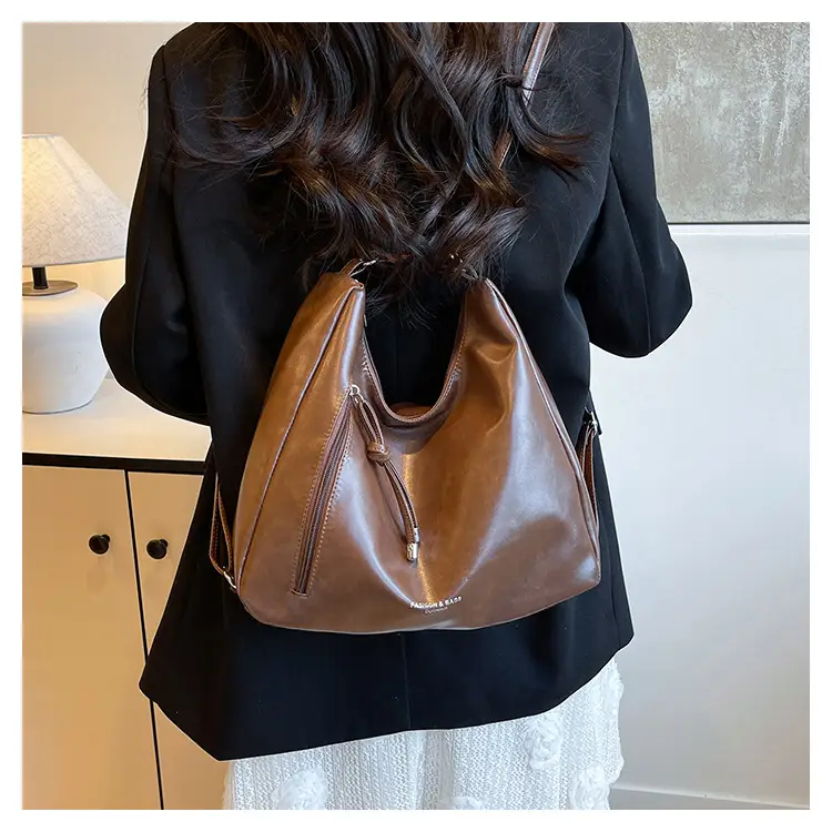 2026 Cross-Border Leather Shoulder Bag Large Capacity — feature 20