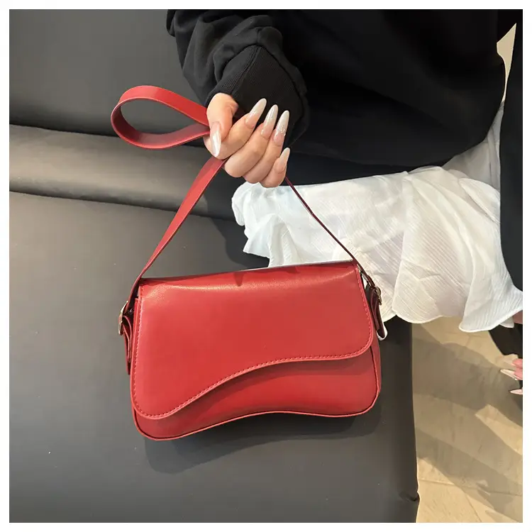 White Square Crossbody Bag for Women 2025 — feature 14