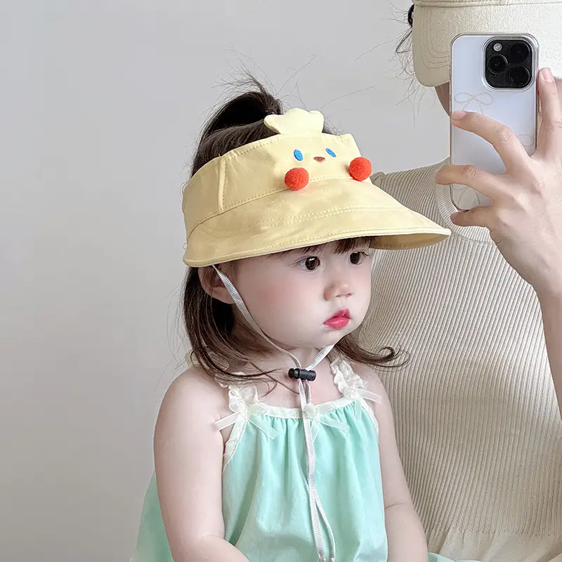 Baby Sun Hat with Duck Tongue & Large Bristle Pink