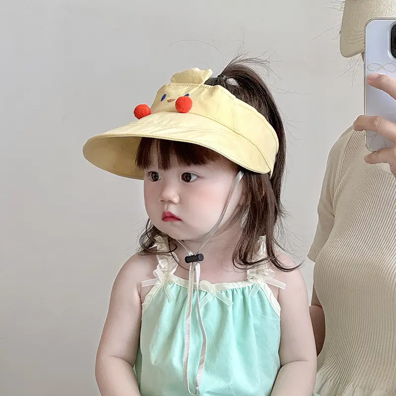 Baby Sun Hat with Duck Tongue & Large Bristle Pink
