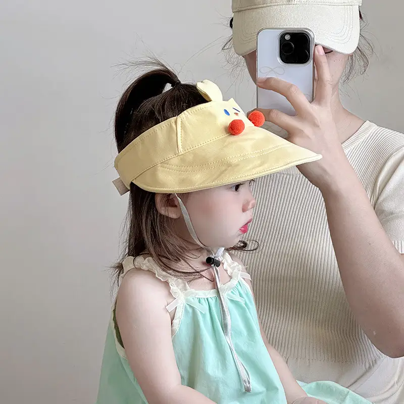 Baby Sun Hat with Duck Tongue & Large Bristle Pink