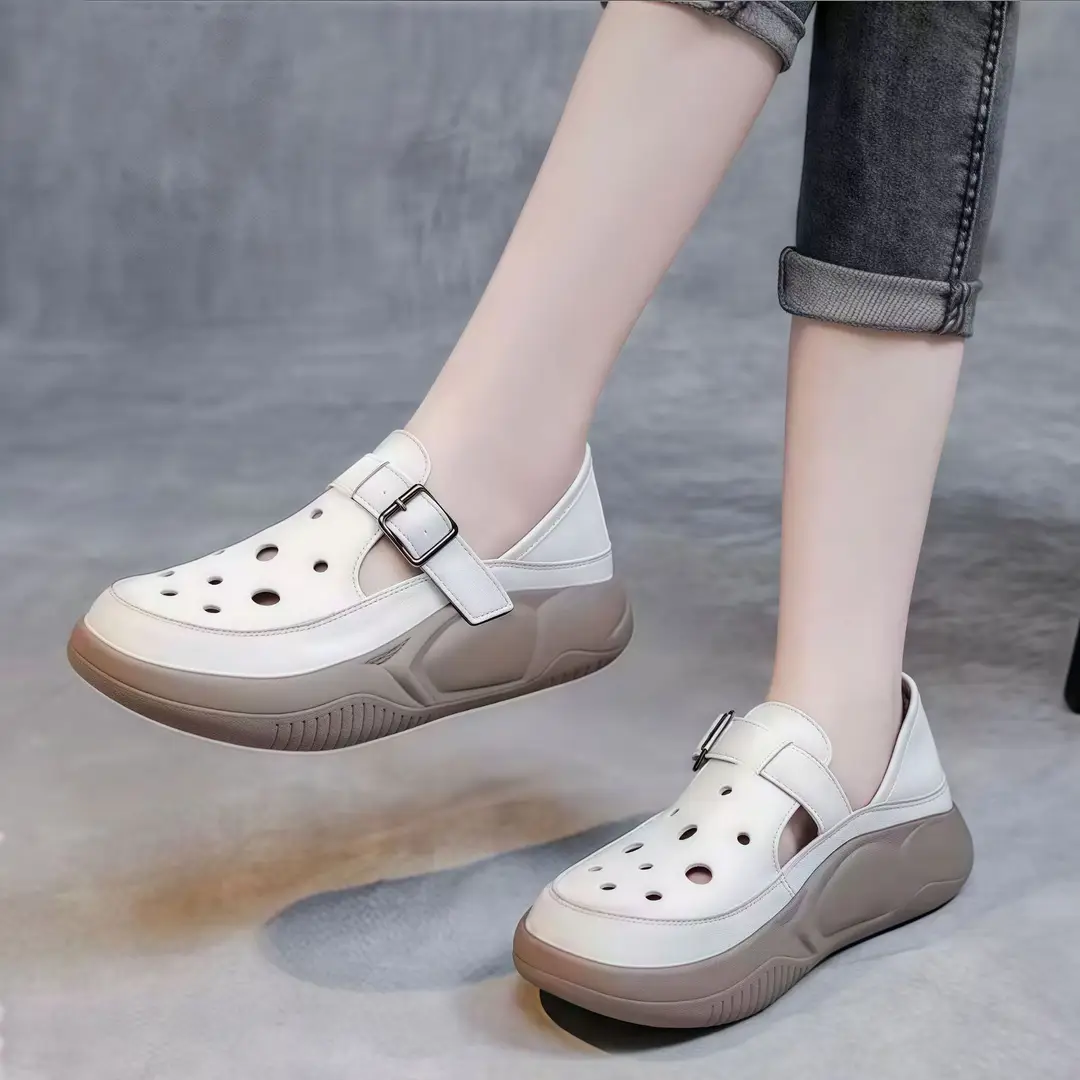Leather Retro Toe Sandals 2025 Summer Outer Wear New Fashion Sandals and Slippers Non-slip Breathable Hollow-out Mother Shoes - Image 4