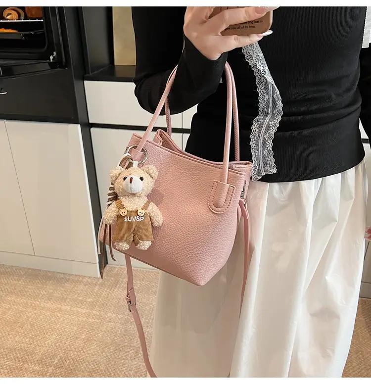 Women Crossbody Bag Black Leather Summer Commuter — feature 15