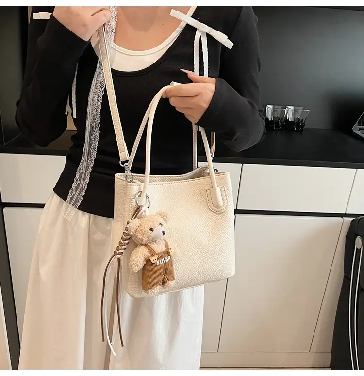 Women Crossbody Bag Black Leather Summer Commuter — feature 20