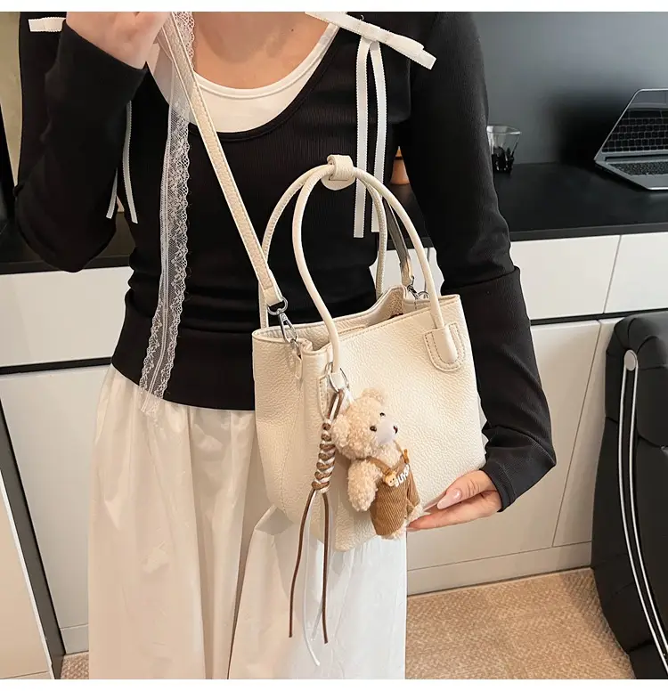 Women Crossbody Bag Black Leather Summer Commuter — feature 21