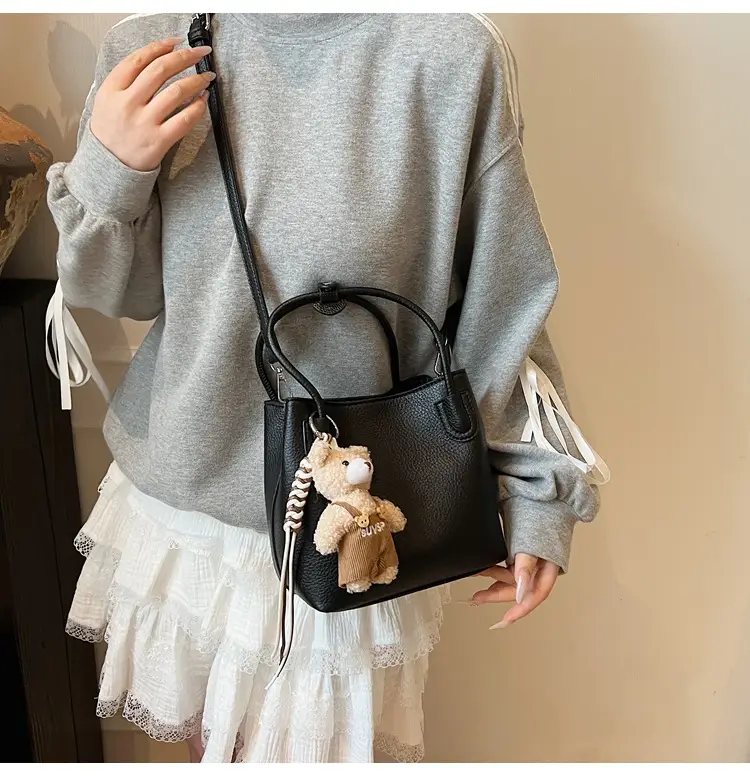 Women Crossbody Bag Black Leather Summer Commuter — feature 24