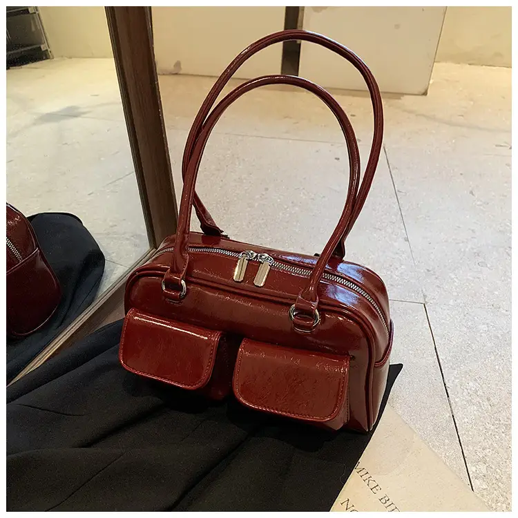 Women's Maroon Leather Commuter Handbag 2025 New Arrival — feature 17