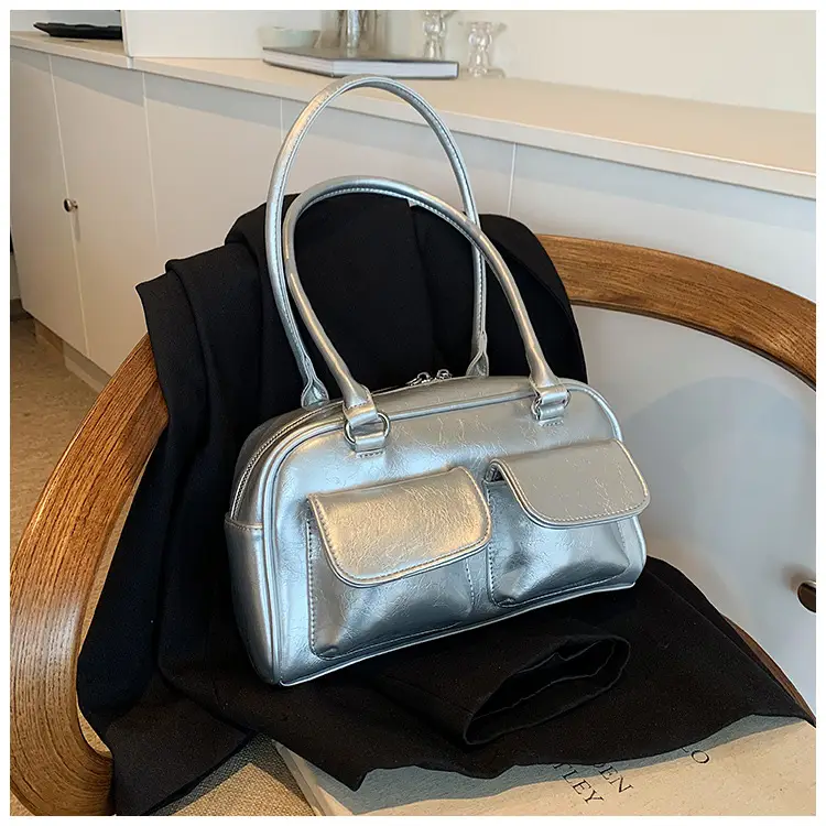 Women's Maroon Leather Commuter Handbag 2025 New Arrival — feature 23