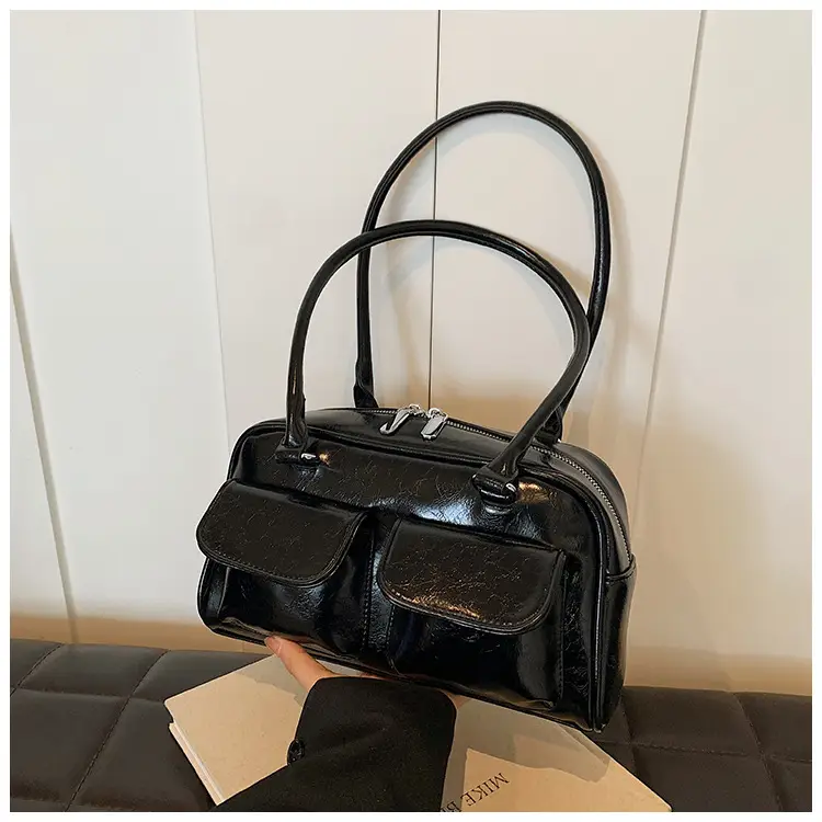 Women's Maroon Leather Commuter Handbag 2025 New Arrival — feature 24