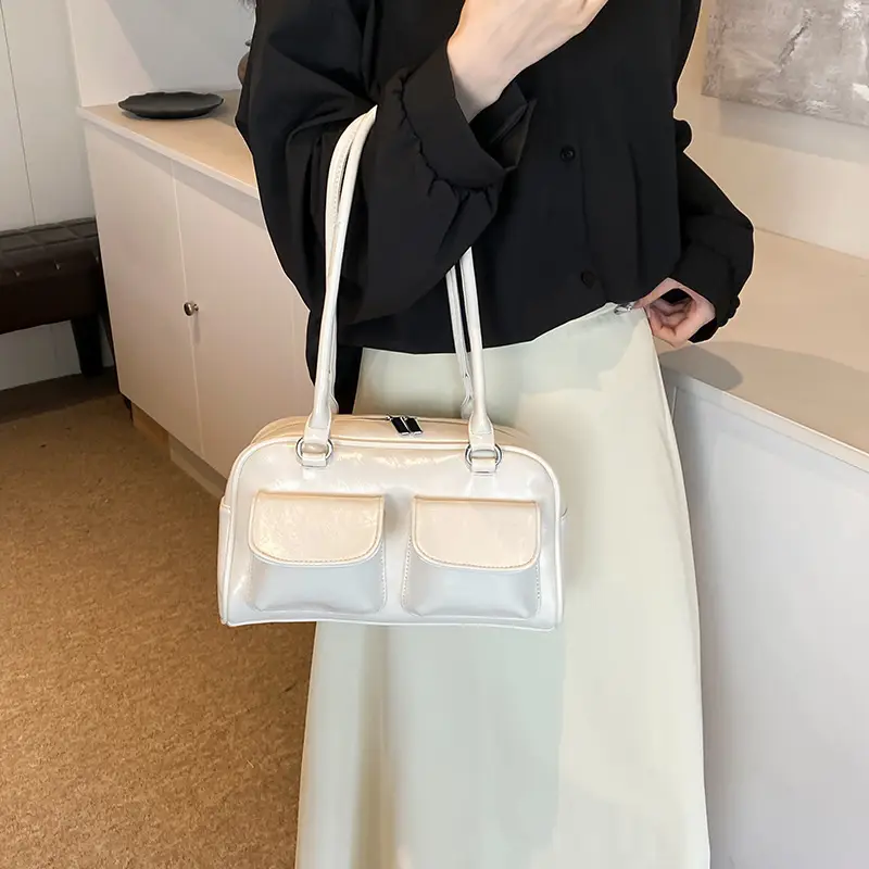 Women's Maroon Leather Commuter Handbag 2025 New Arrival