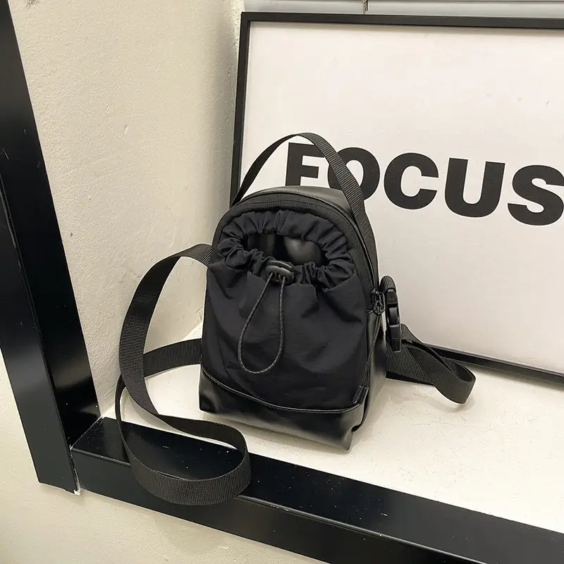 Black Drawstring Crossbody Bag for Men Women 2025 - Image 5
