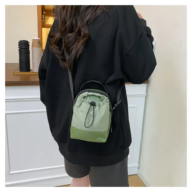 Black Drawstring Crossbody Bag for Men Women 2025 — feature 18