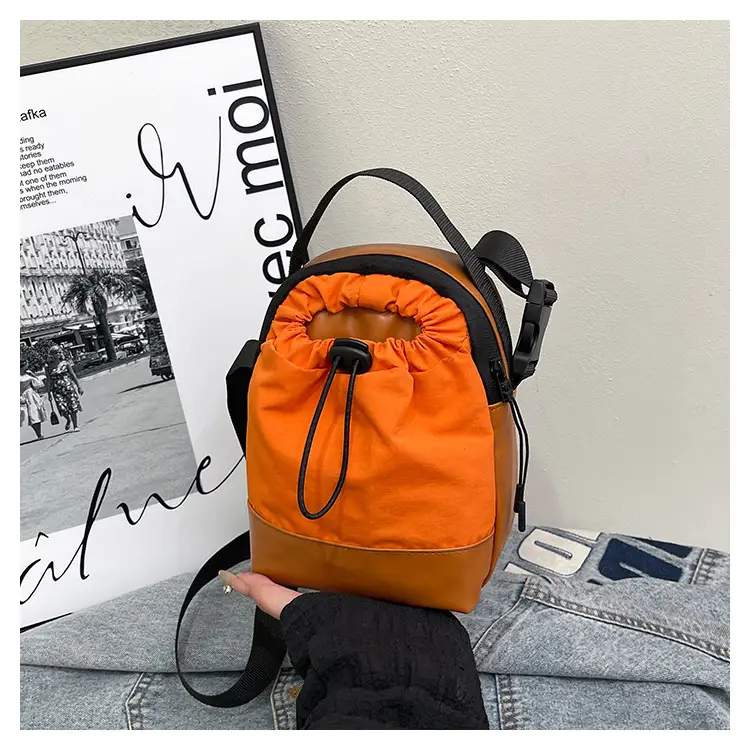 Black Drawstring Crossbody Bag for Men Women 2025 — feature 20
