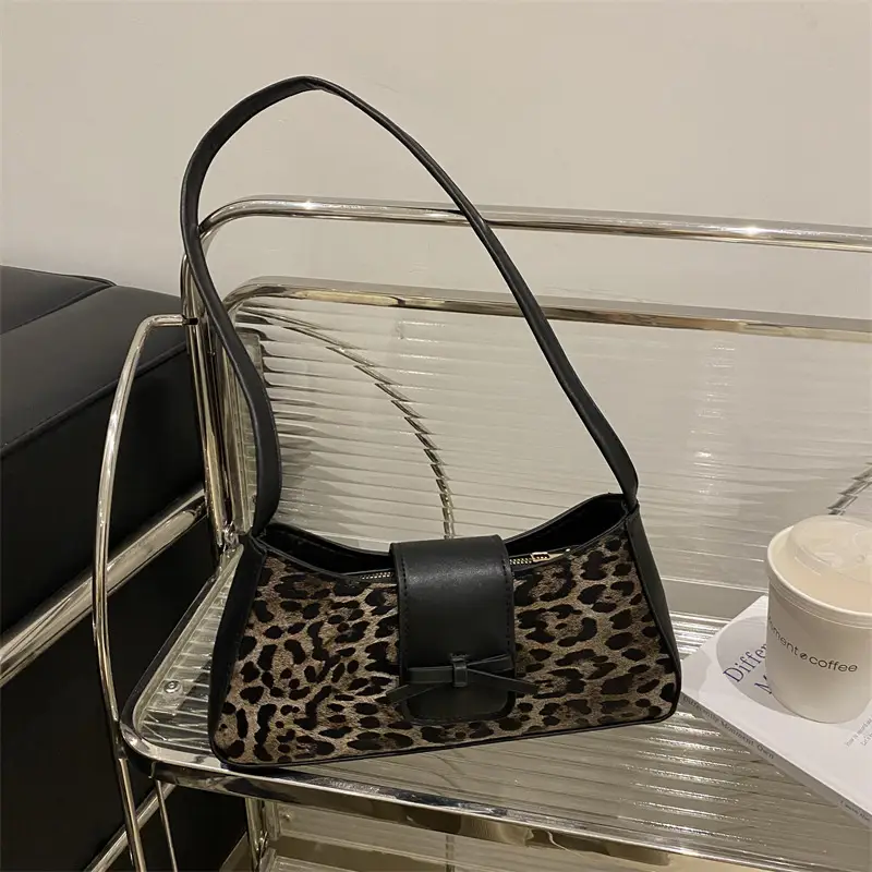 Leopard Print Red Shoulder Bag for Women - Image 6