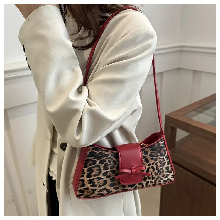 Leopard Print Red Shoulder Bag for Women — feature 12