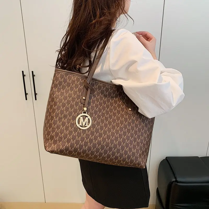 Women's Rhombus Printed Tote Bag Large Brown Leather - Image 5