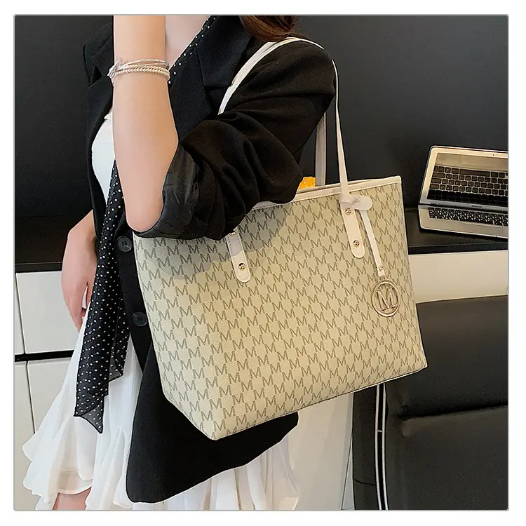 Women's Rhombus Printed Tote Bag Large Brown Leather — feature 30