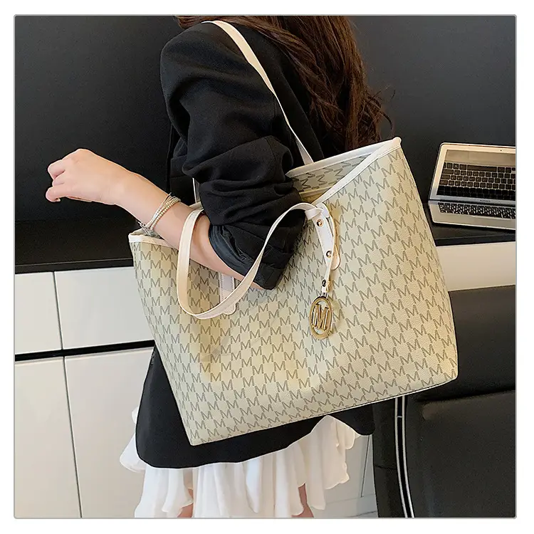 Women's Rhombus Printed Tote Bag Large Brown Leather — feature 31