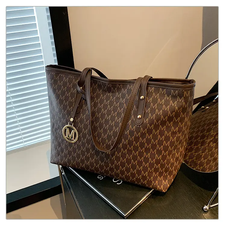 Women's Rhombus Printed Tote Bag Large Brown Leather — feature 32