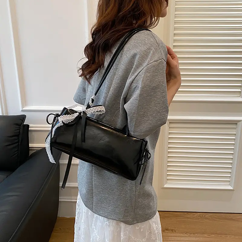 2025 White Niche Shoulder Bag for Women - Image 12