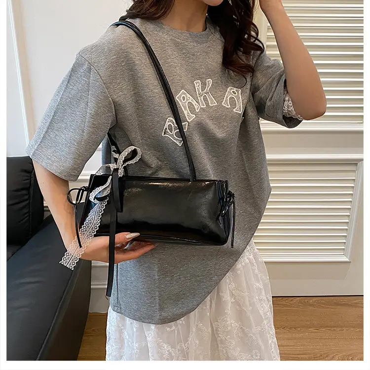 2025 White Niche Shoulder Bag for Women — feature 27