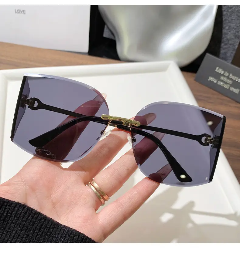 Retro Curved Sunglasses Pink Gradient Personalized Decor โ feature 13