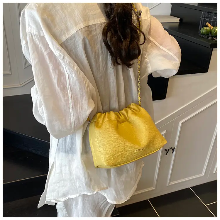Red Korean Style Underarm Bag with Chain — feature 18