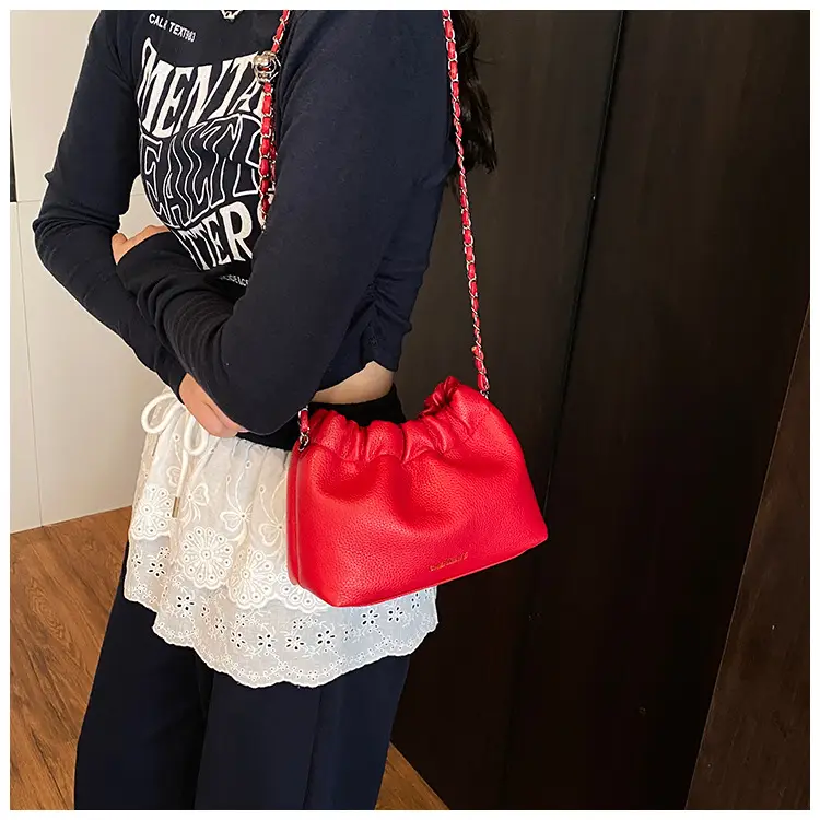 Red Korean Style Underarm Bag with Chain — feature 30